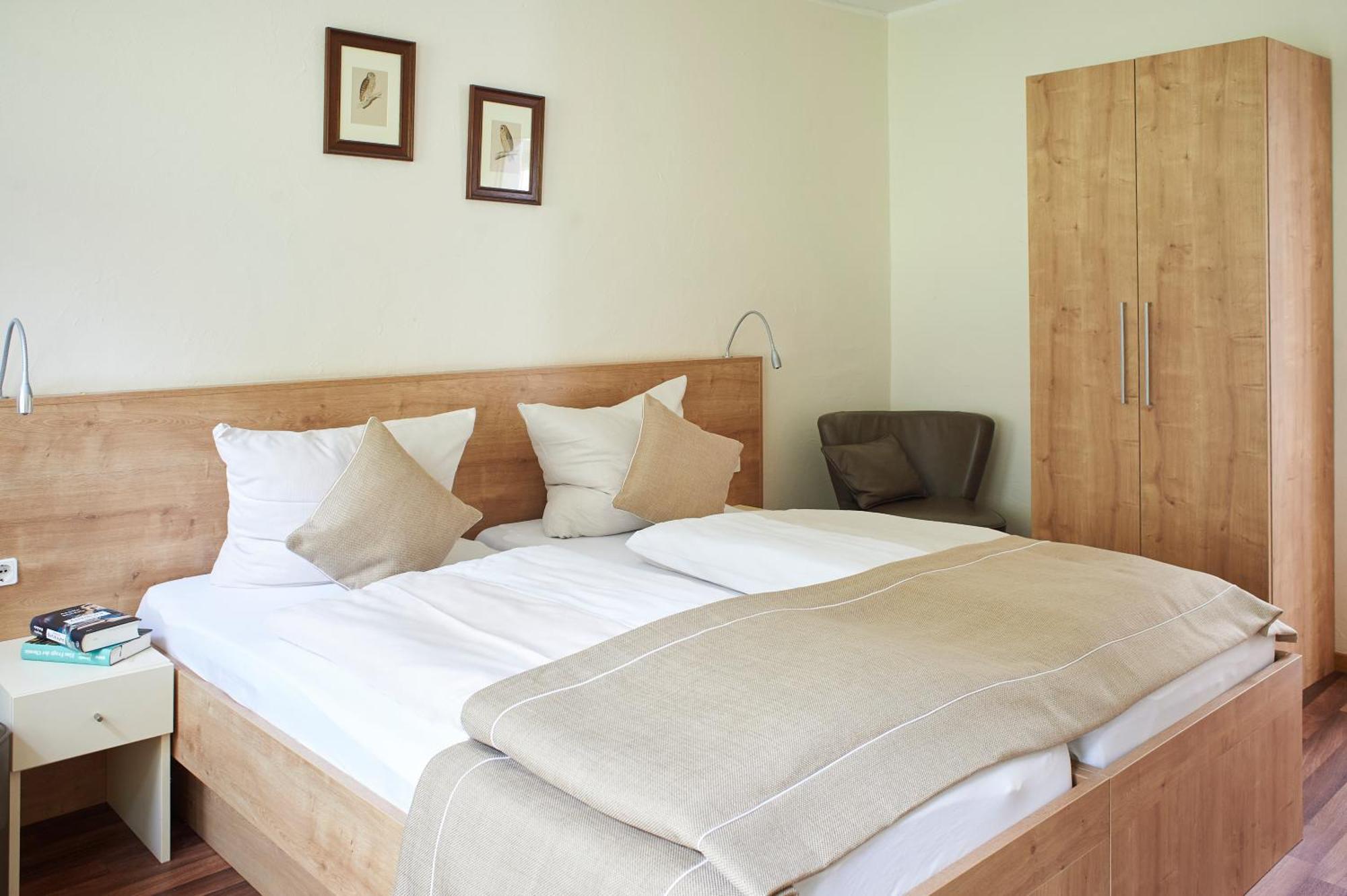 Hotel Restaurant Waldschloesschen Lienen ภายนอก รูปภาพ