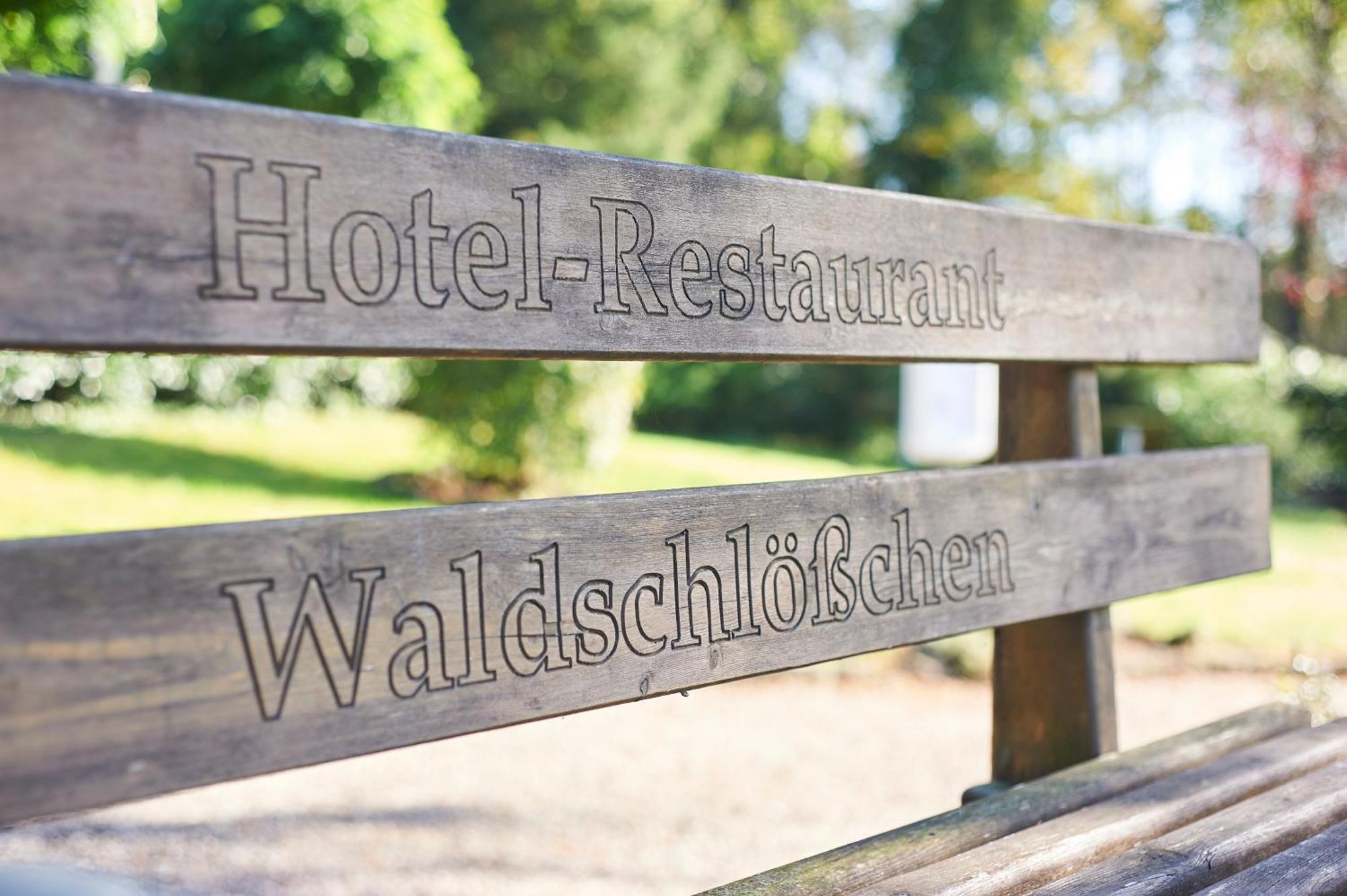 Hotel Restaurant Waldschloesschen Lienen ภายนอก รูปภาพ