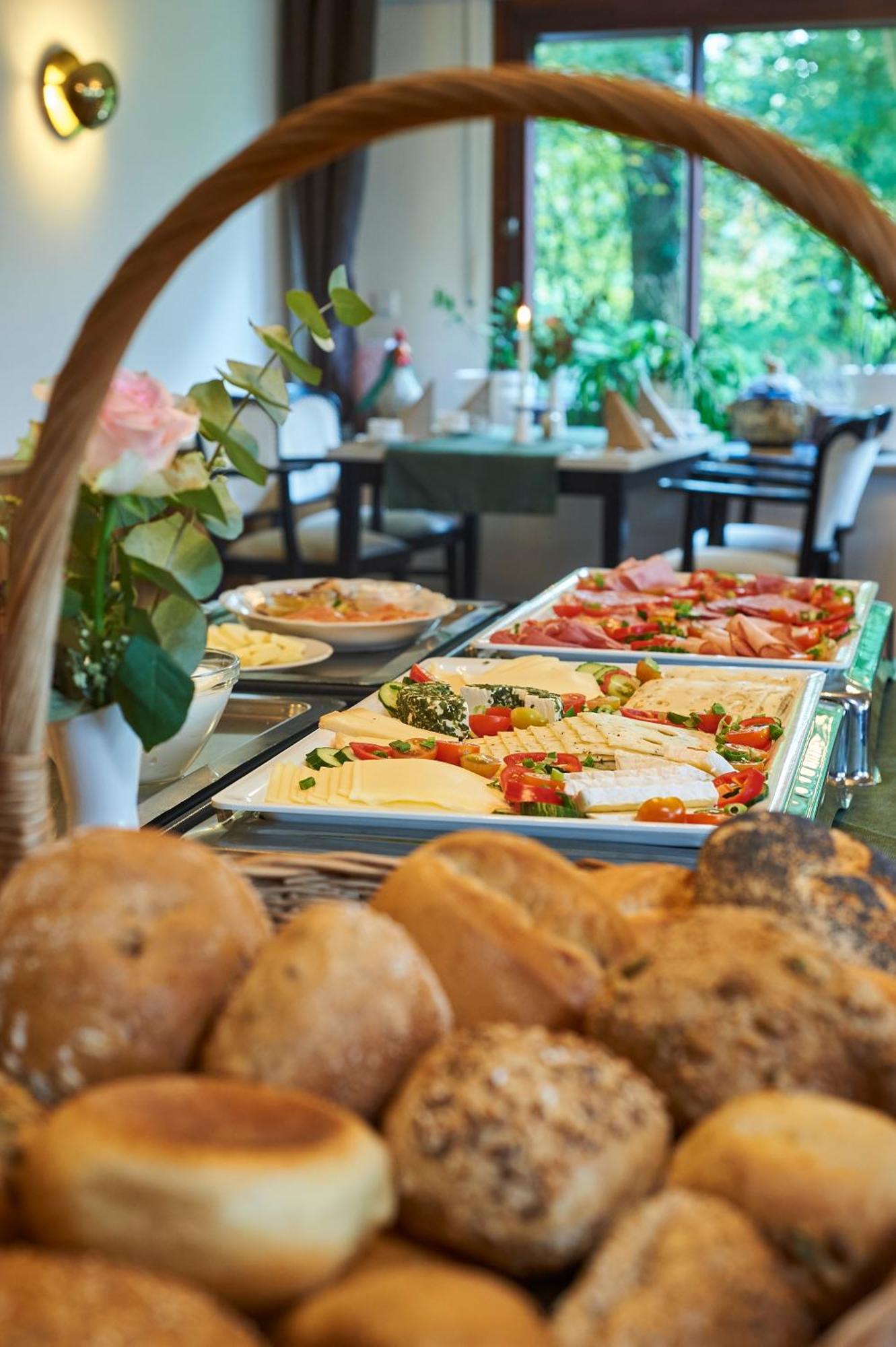 Hotel Restaurant Waldschloesschen Lienen ภายนอก รูปภาพ